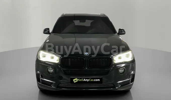 carsDetail