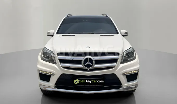 carsDetail