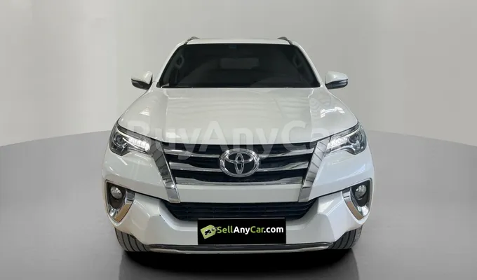 carsDetail