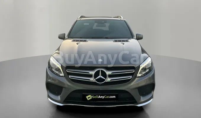 carsDetail