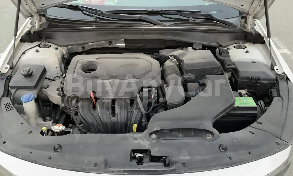 Vehicle photo 7
