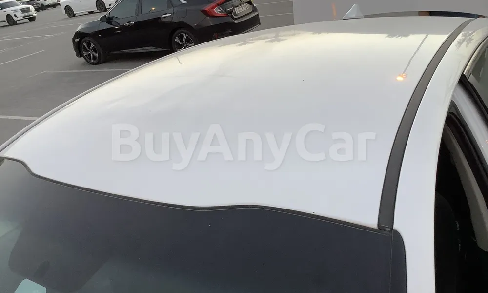 Vehicle photo 5