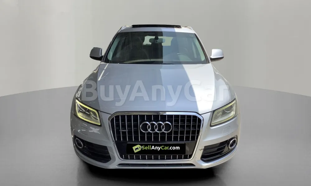 Vehicle photo 1
