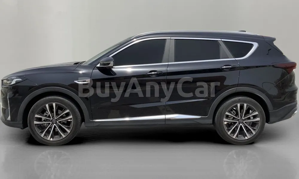 Vehicle photo 4