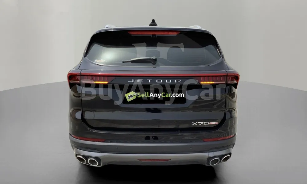 Vehicle photo 2