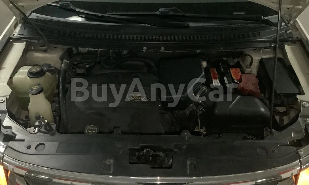 Vehicle photo 5