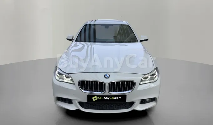 carsDetail