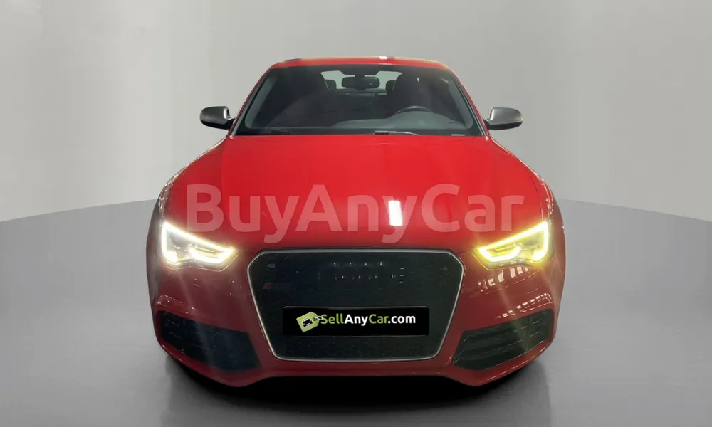 Vehicle photo 1