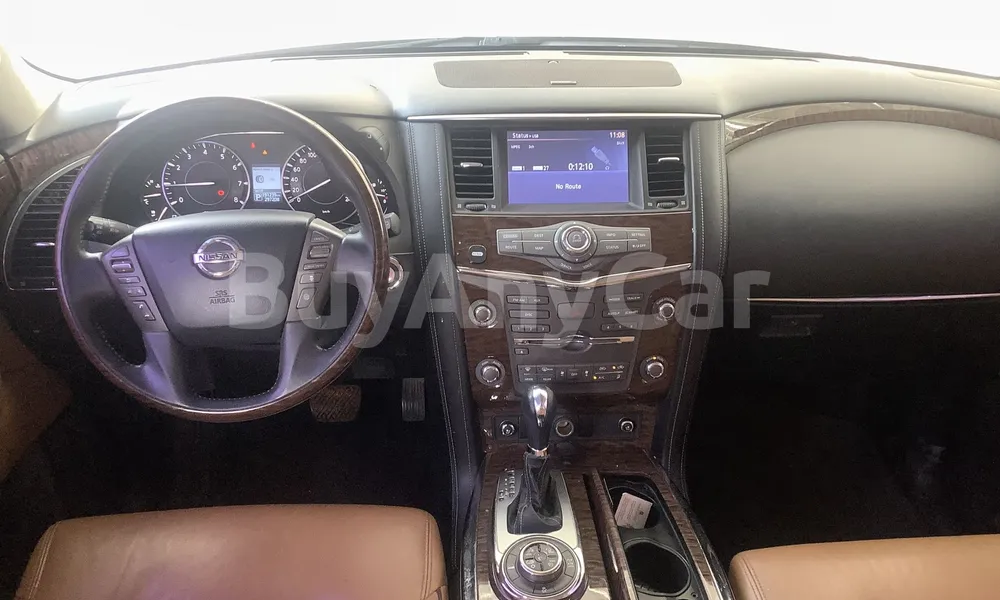 Vehicle photo 6