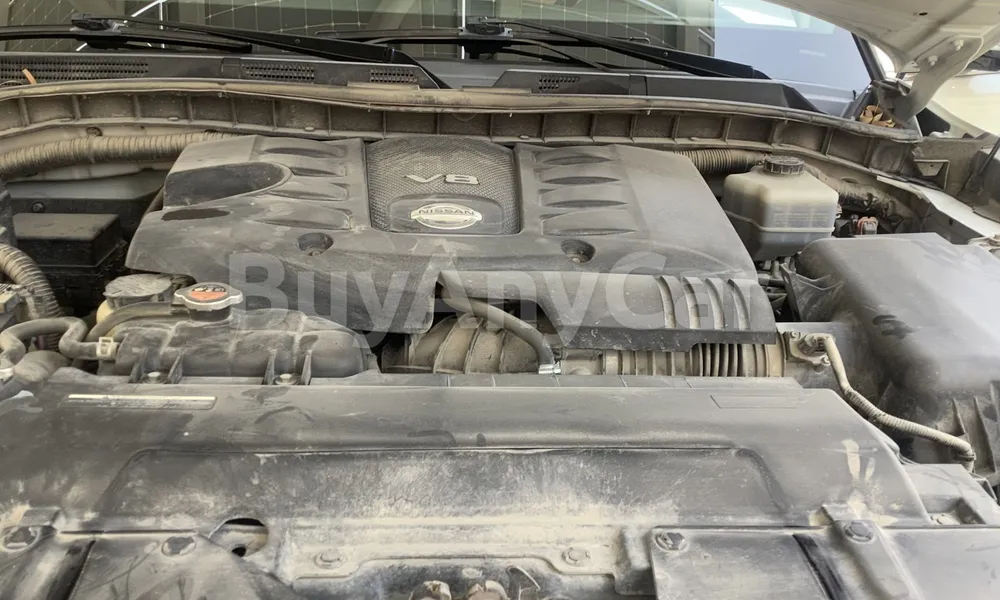 Vehicle photo 8