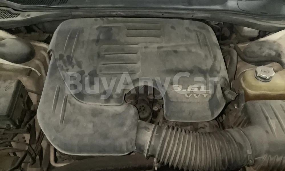Vehicle photo 5