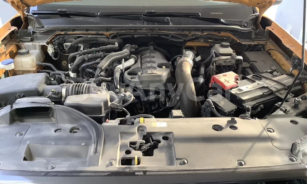 Vehicle photo 5