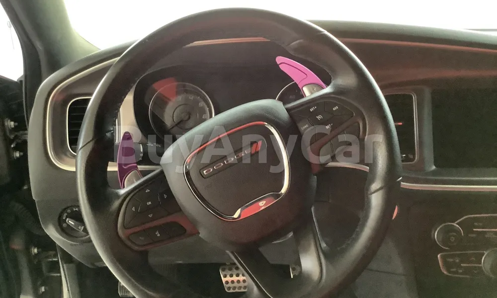 Vehicle photo 5
