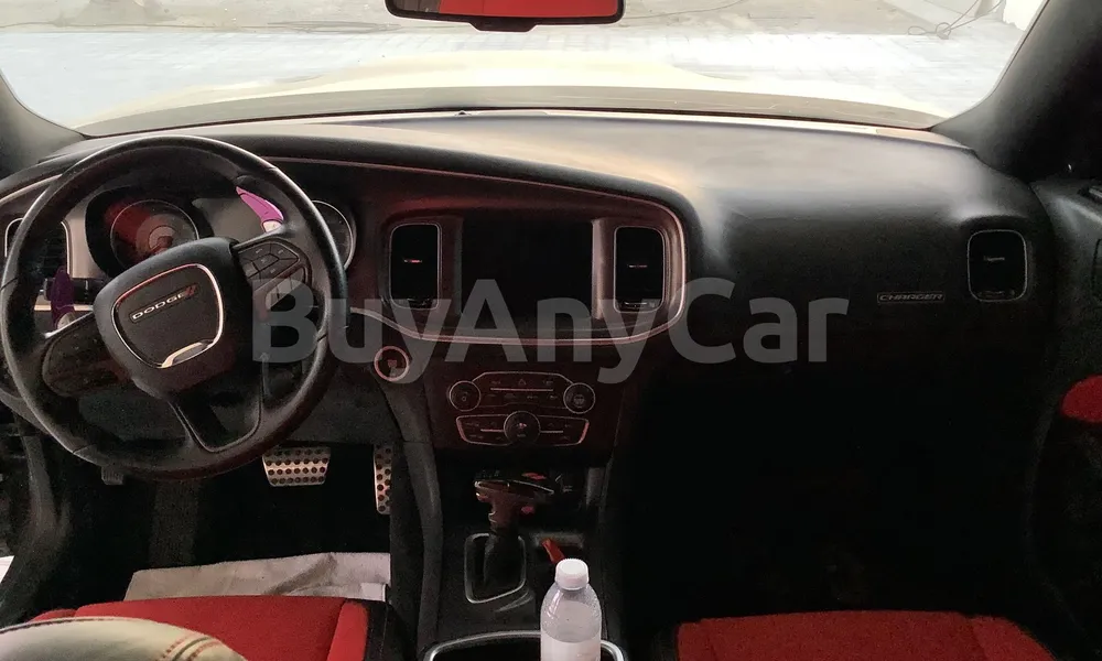 Vehicle photo 7