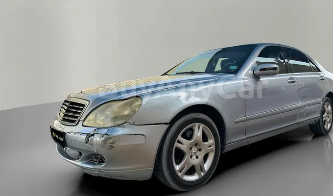 carsDetail