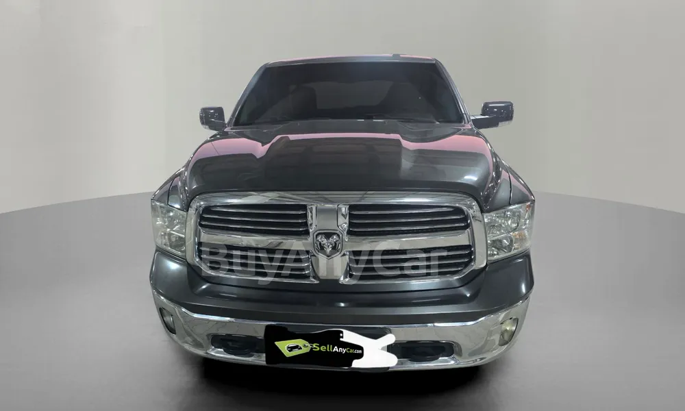 Vehicle photo 1
