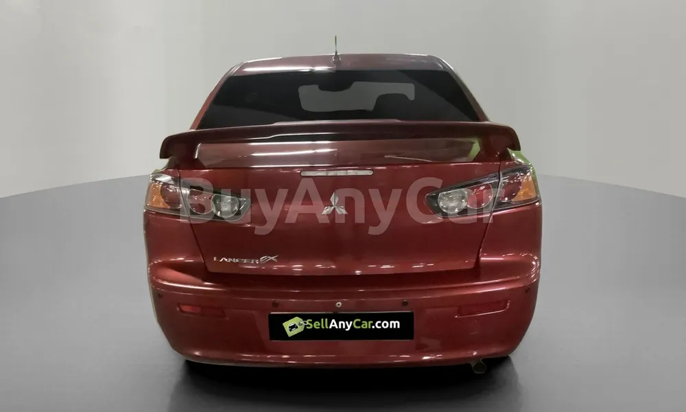 Vehicle photo 2