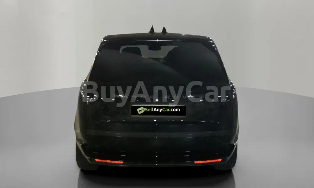 Vehicle photo 2
