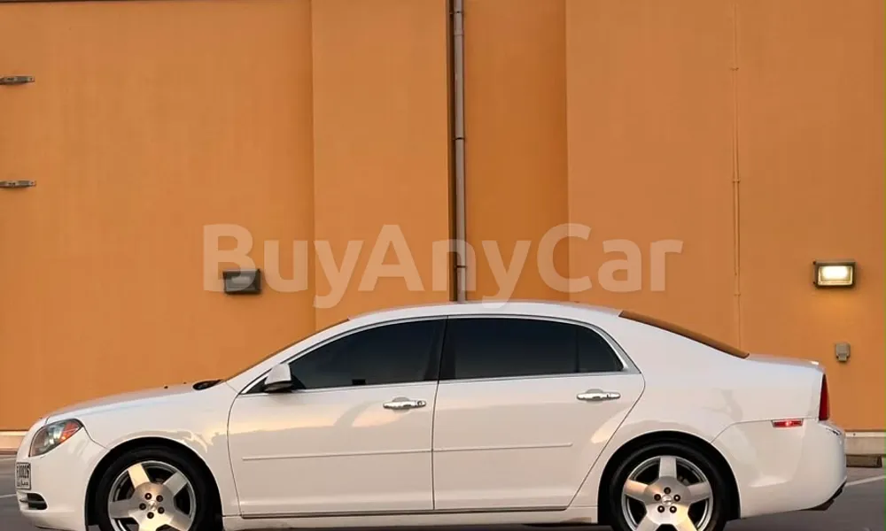 Vehicle photo 3