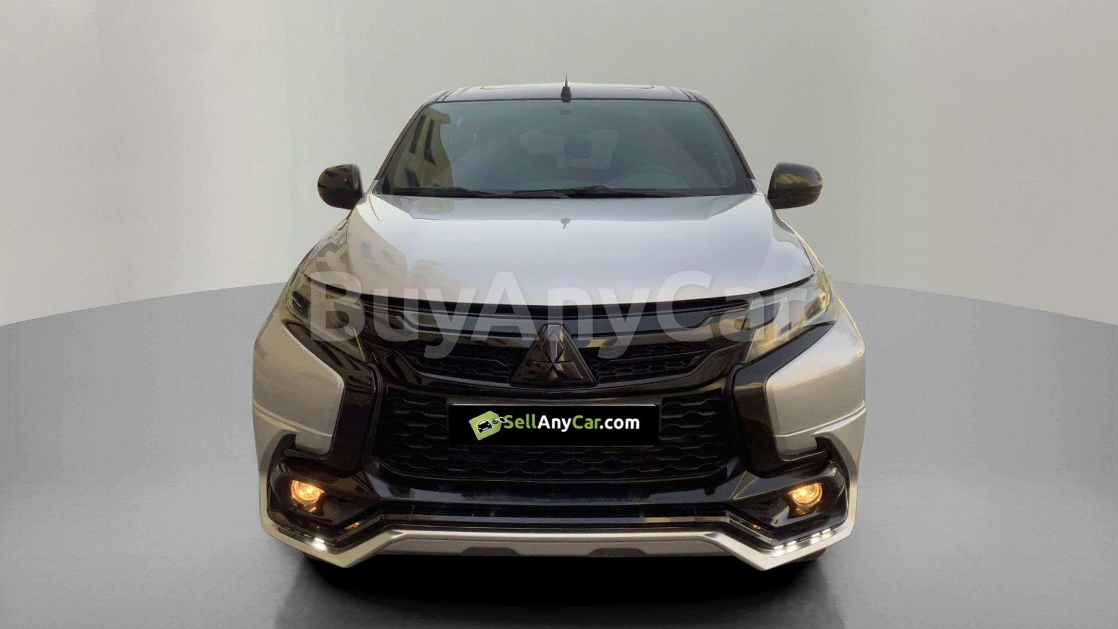2019 Mitsubishi Montero
