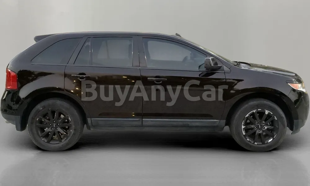 Vehicle photo 4