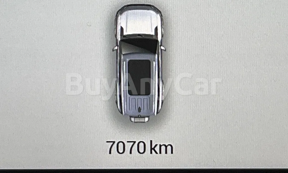 Vehicle photo 6