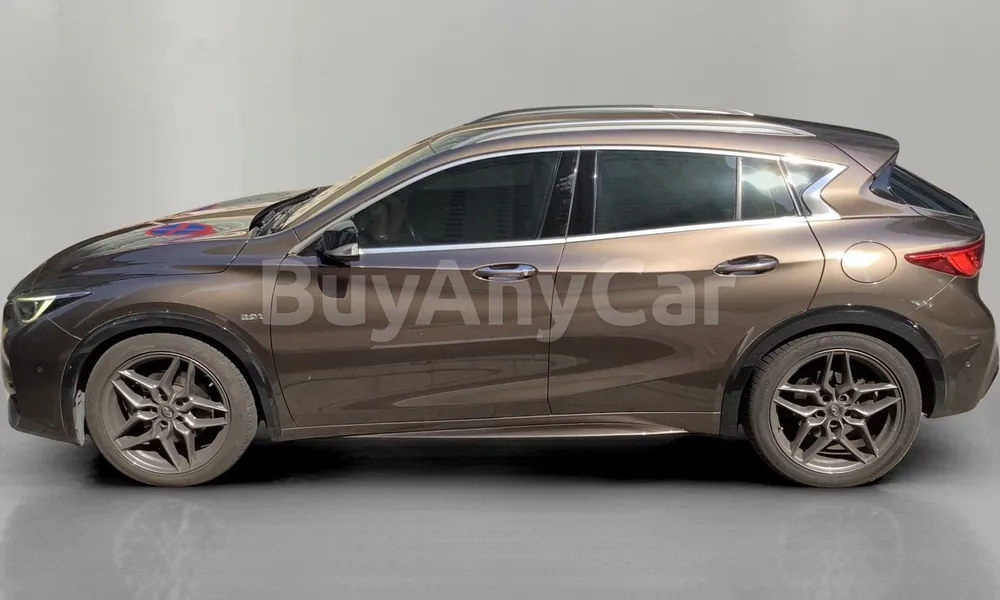 Vehicle photo 3