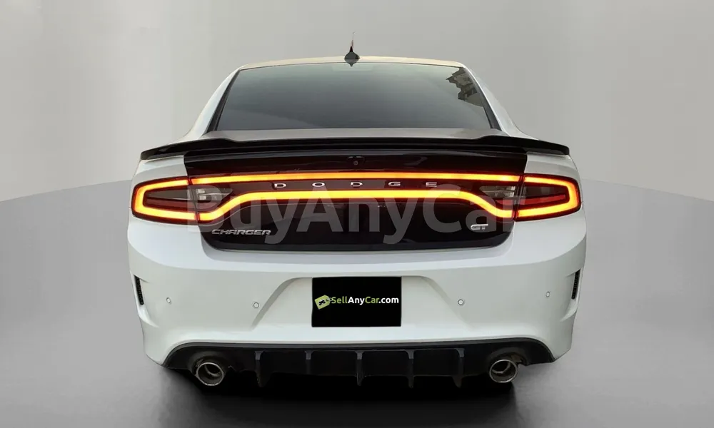 Vehicle photo 2