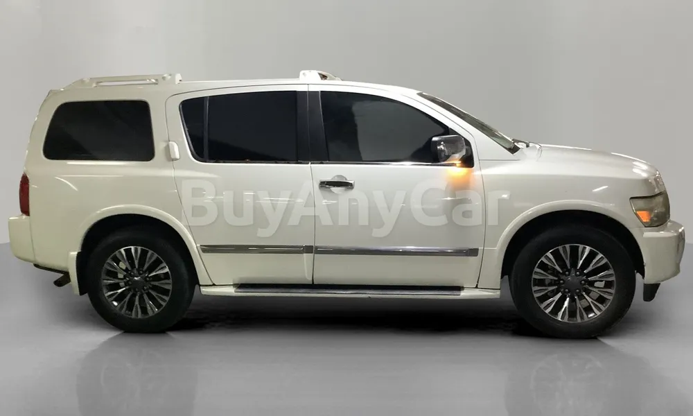 Vehicle photo 4