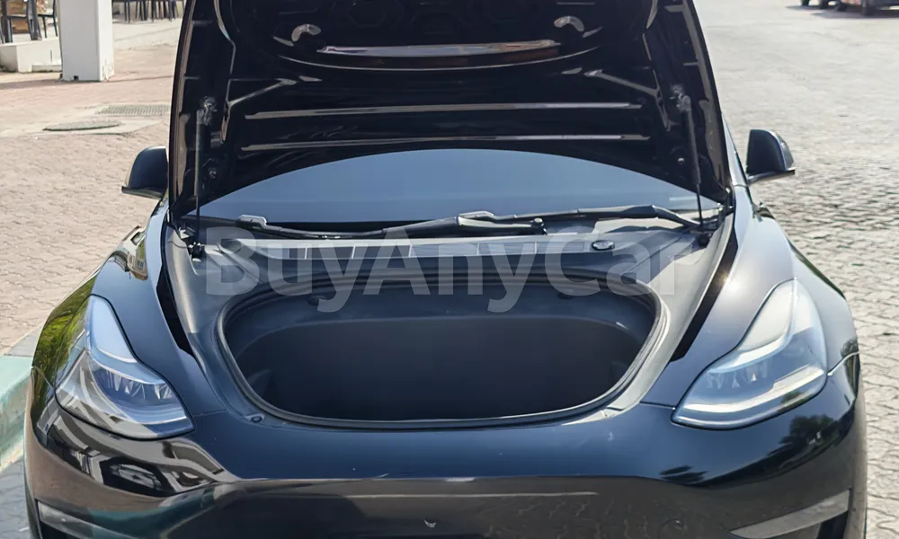 Vehicle photo 6