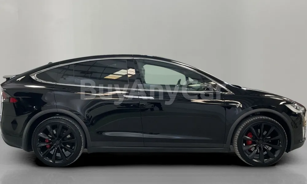 Vehicle photo 4