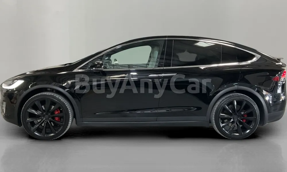 Vehicle photo 3