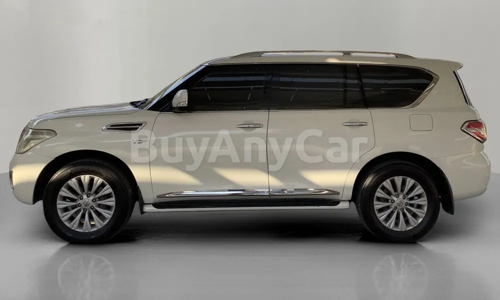 Vehicle photo 4