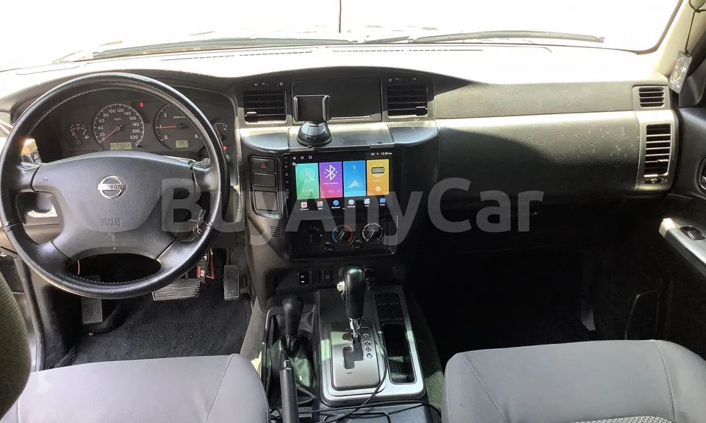 Vehicle photo 8