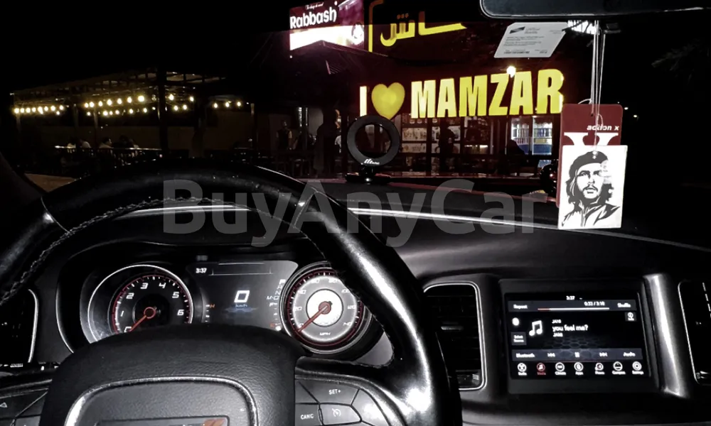 Vehicle photo 6