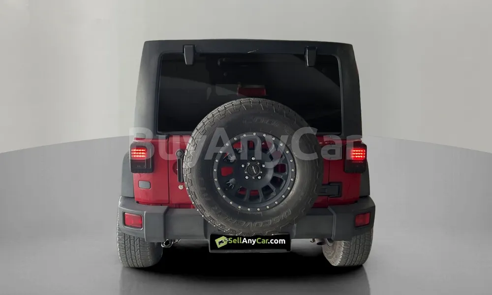 Vehicle photo 2