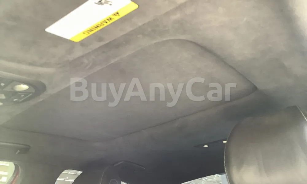 Vehicle photo 7