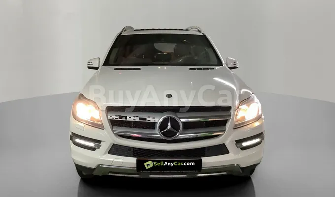 carsDetail