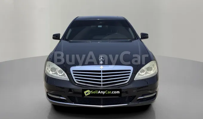carsDetail