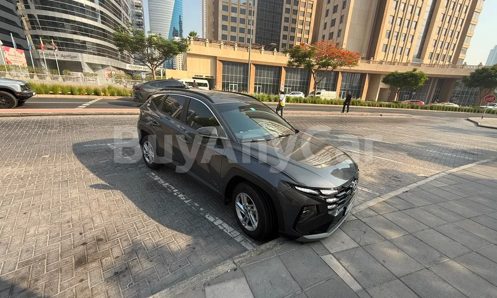 Vehicle photo 4