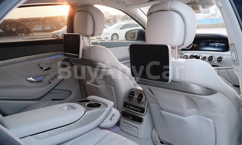 Vehicle photo 16