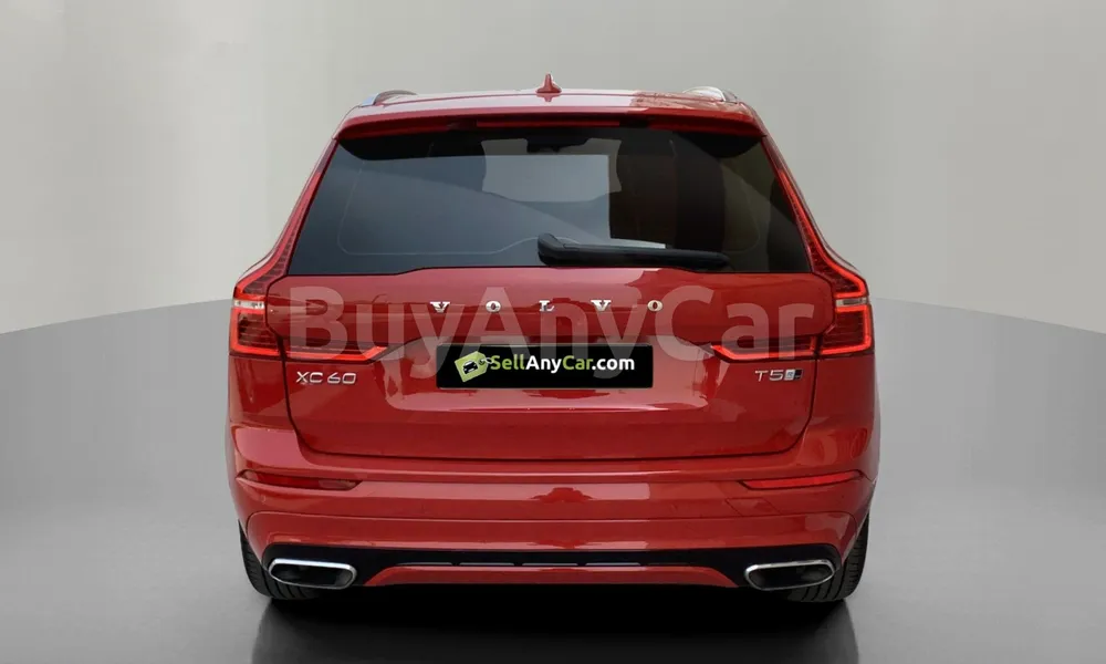 Vehicle photo 2