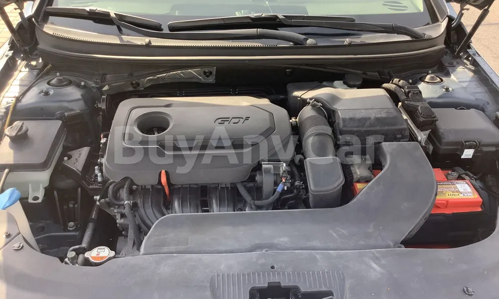 Vehicle photo 9
