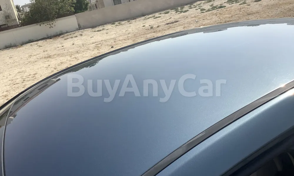 Vehicle photo 5