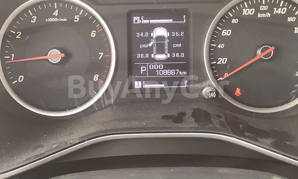 Vehicle photo 8