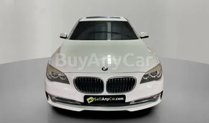 carsDetail