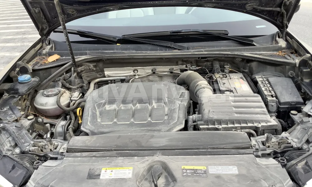 Vehicle photo 5