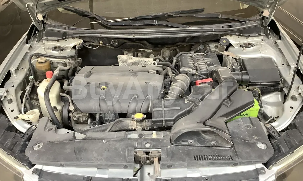 Vehicle photo 7