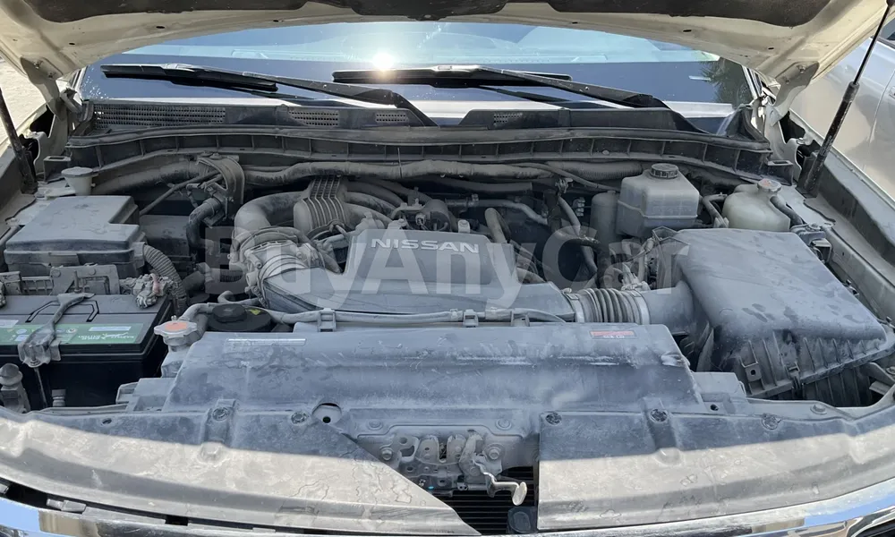 Vehicle photo 9