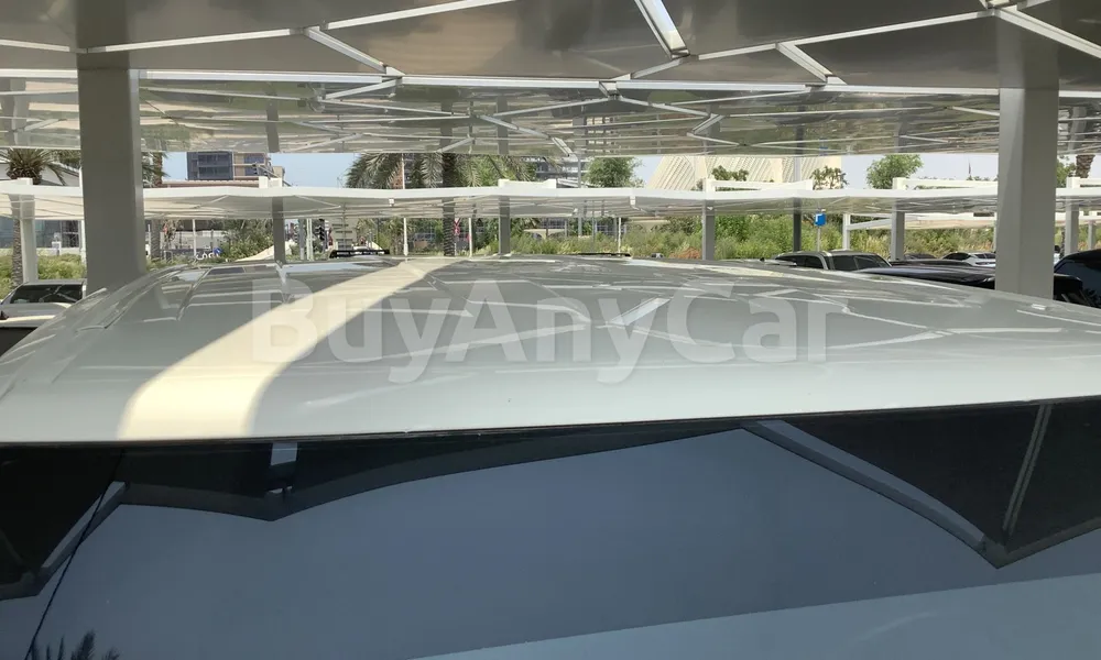 Vehicle photo 5